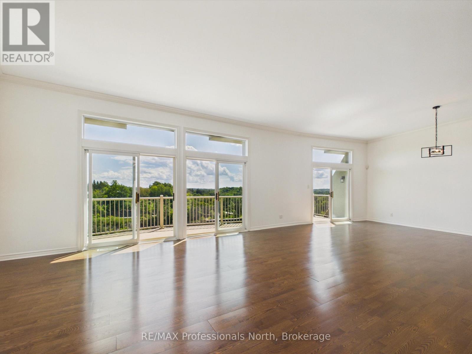 501 - 24 Ontario Street Property Photo 10
