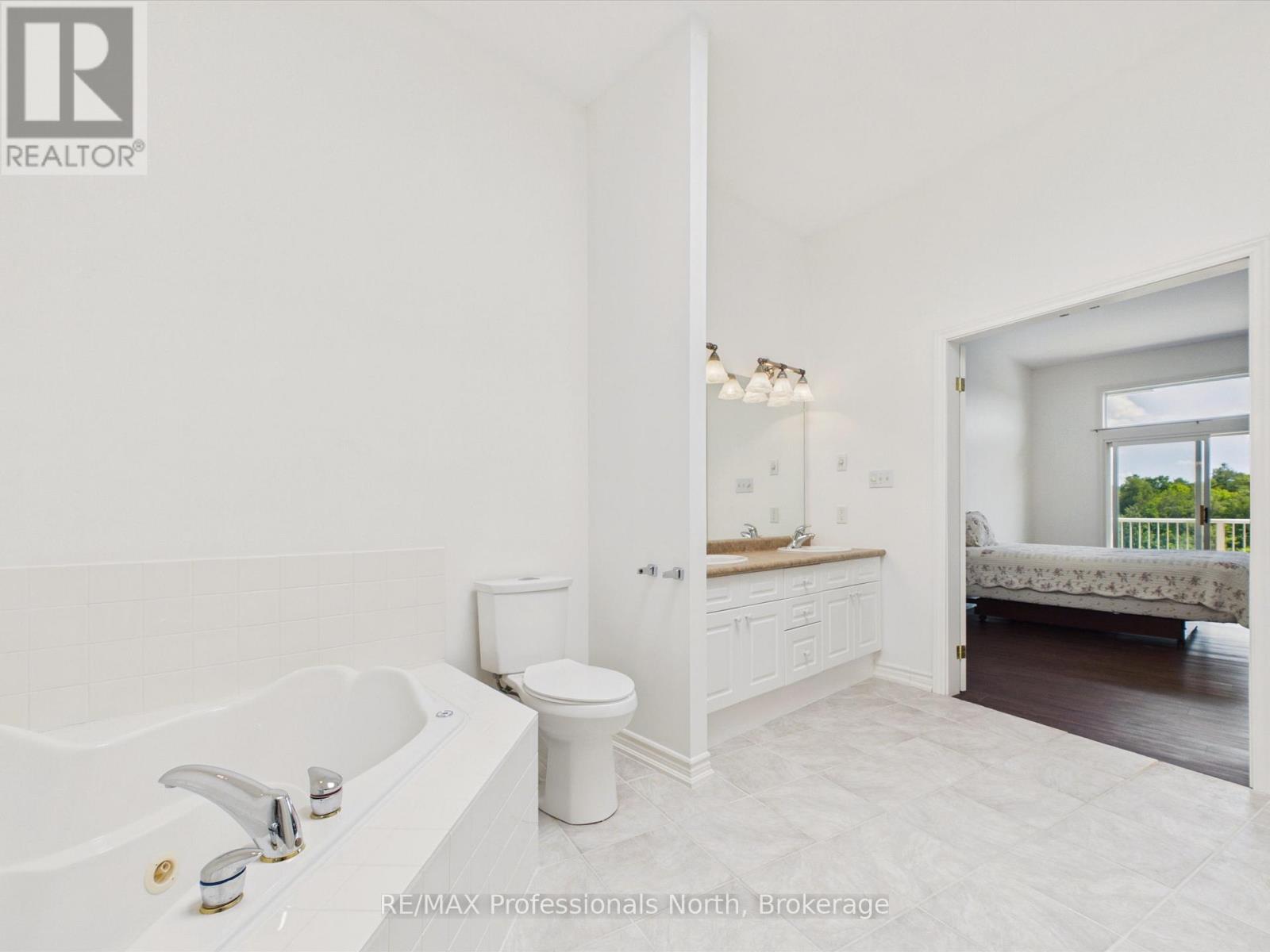 501 - 24 Ontario Street Property Photo 26