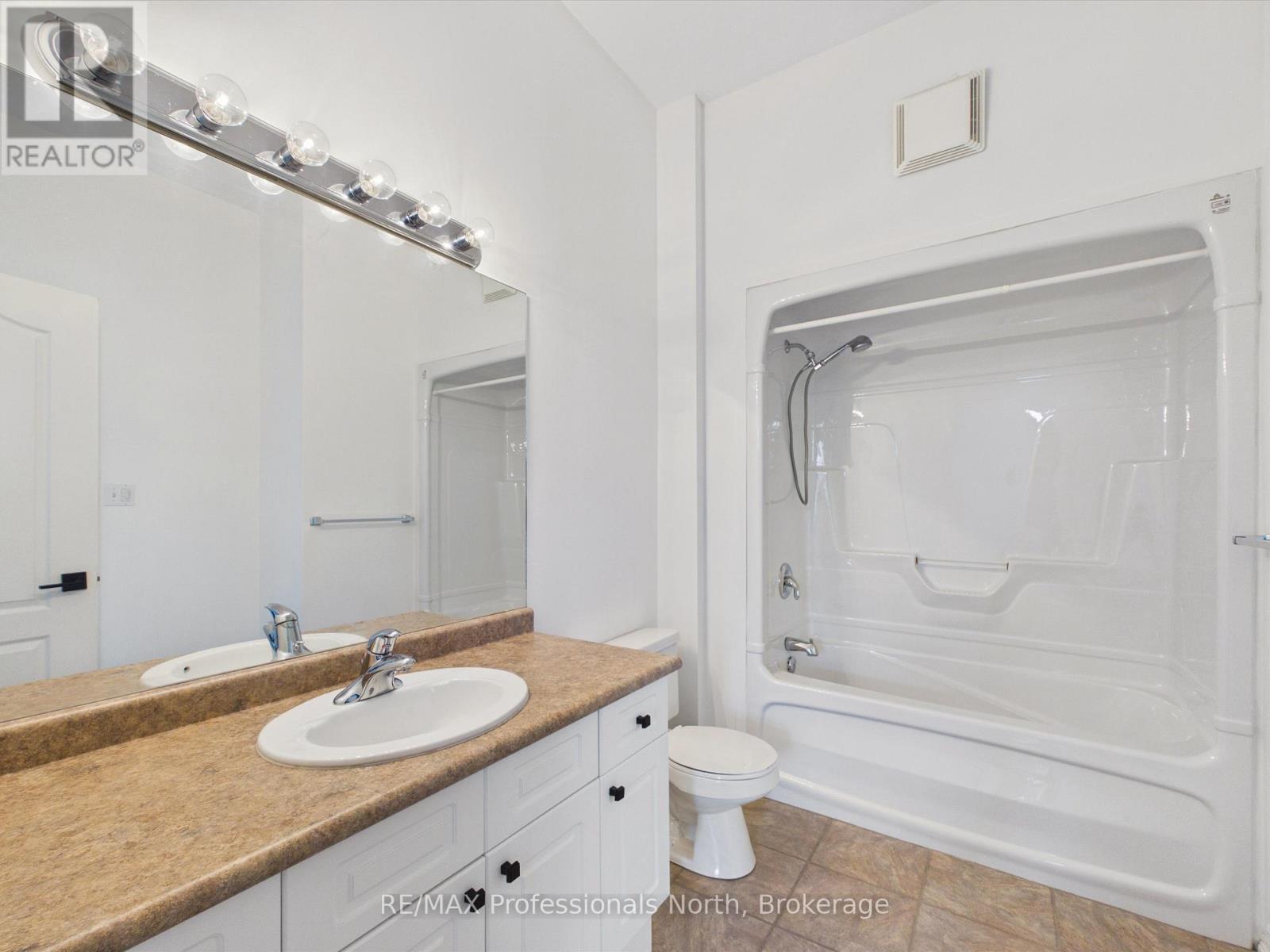 501 - 24 Ontario Street Property Photo 30