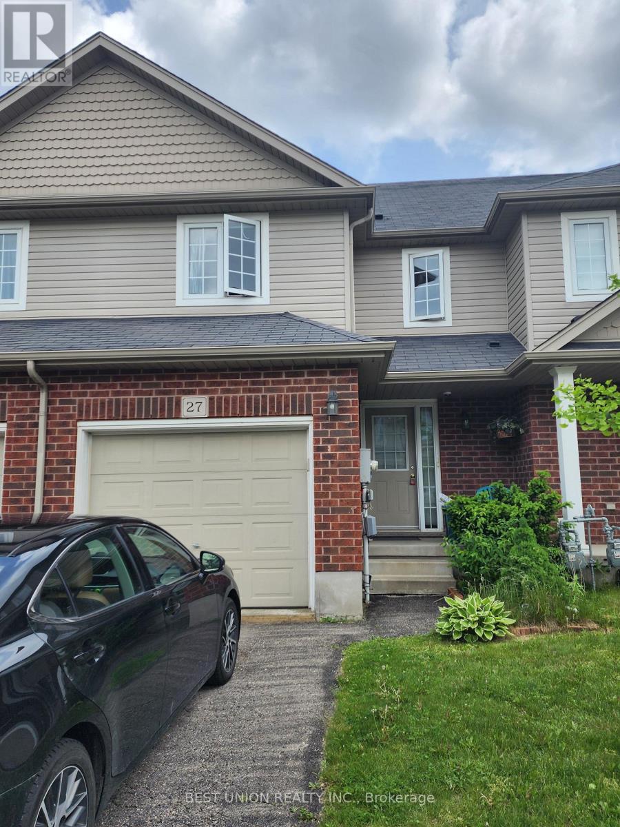 27 - 468 DOON DRIVE S