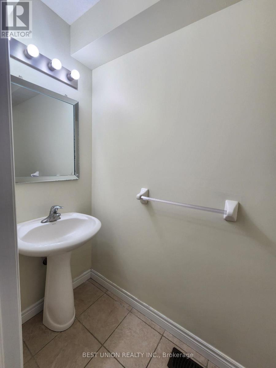 27 - 468 Doon Drive S Property Photo 10