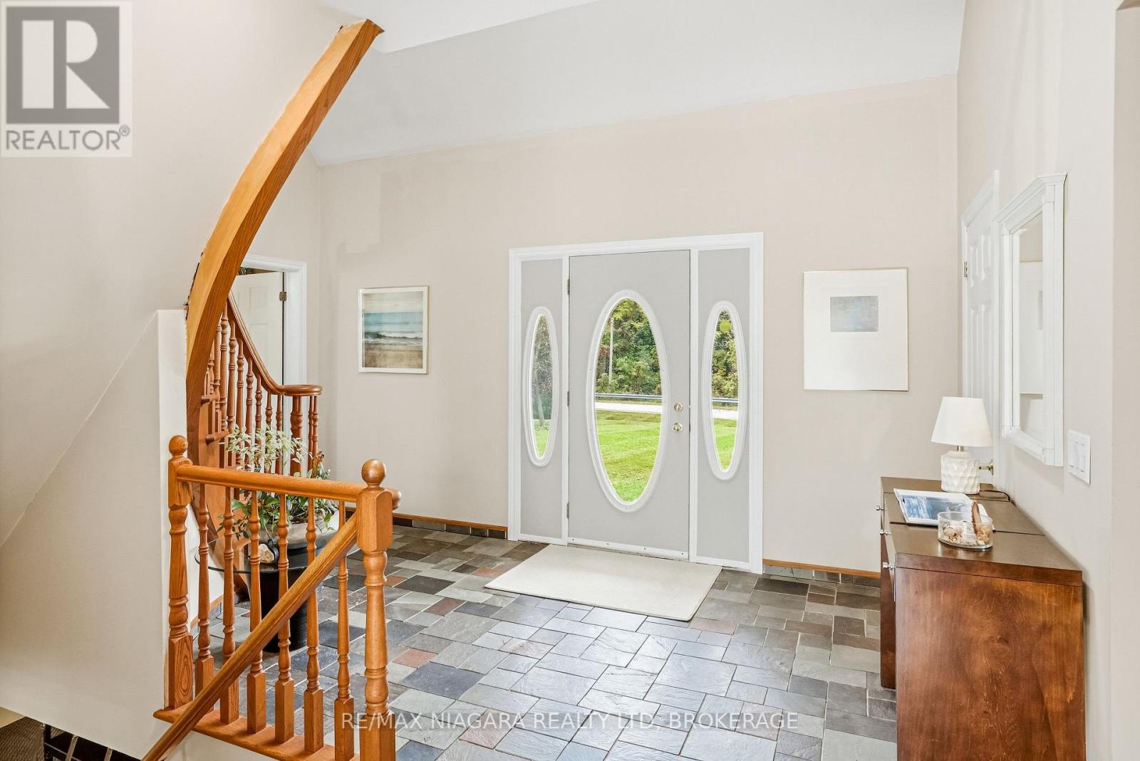 6585 Steele Street Property Photo 11