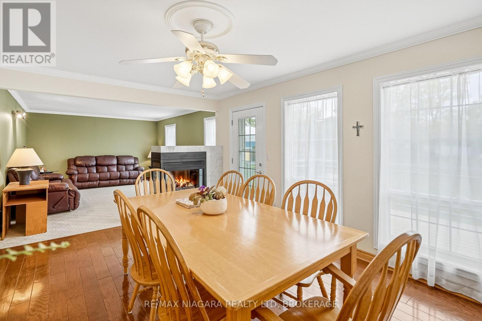 6585 Steele Street Property Photo 14