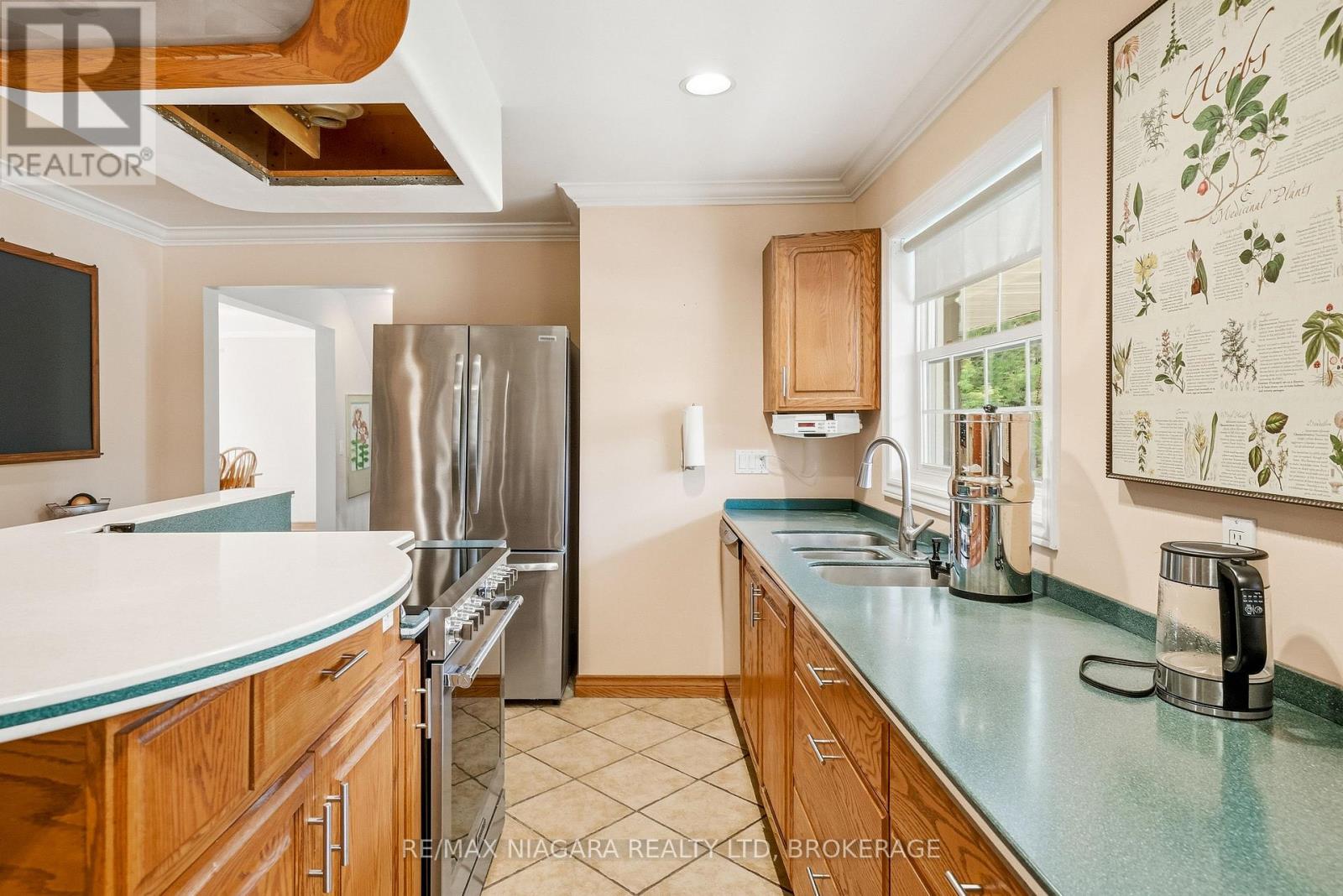 6585 Steele Street Property Photo 21