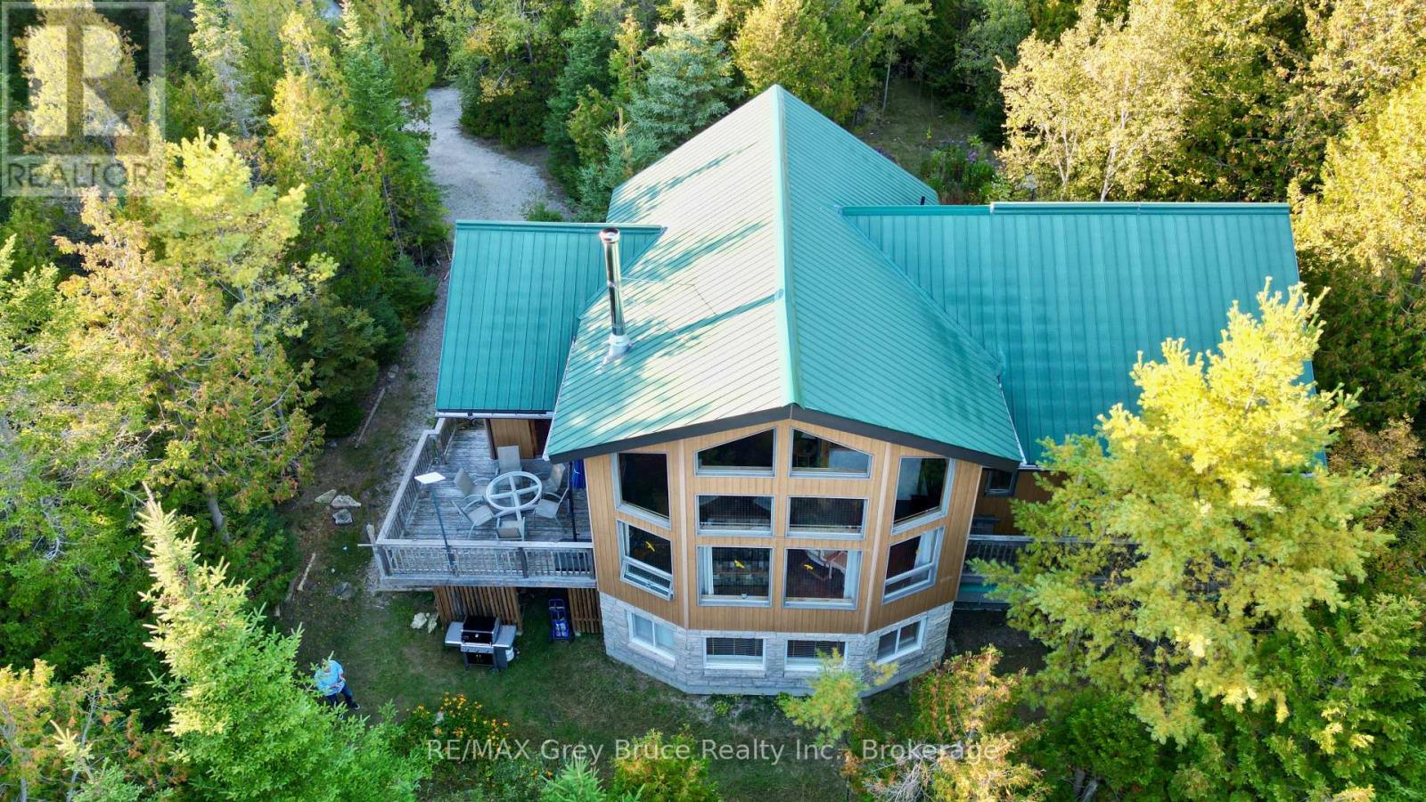 158 Hobson's Harbour Drive Property Photo 2