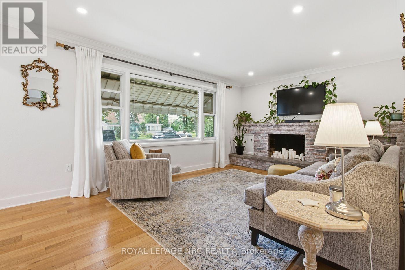 17 Winston Road Property Photo 6