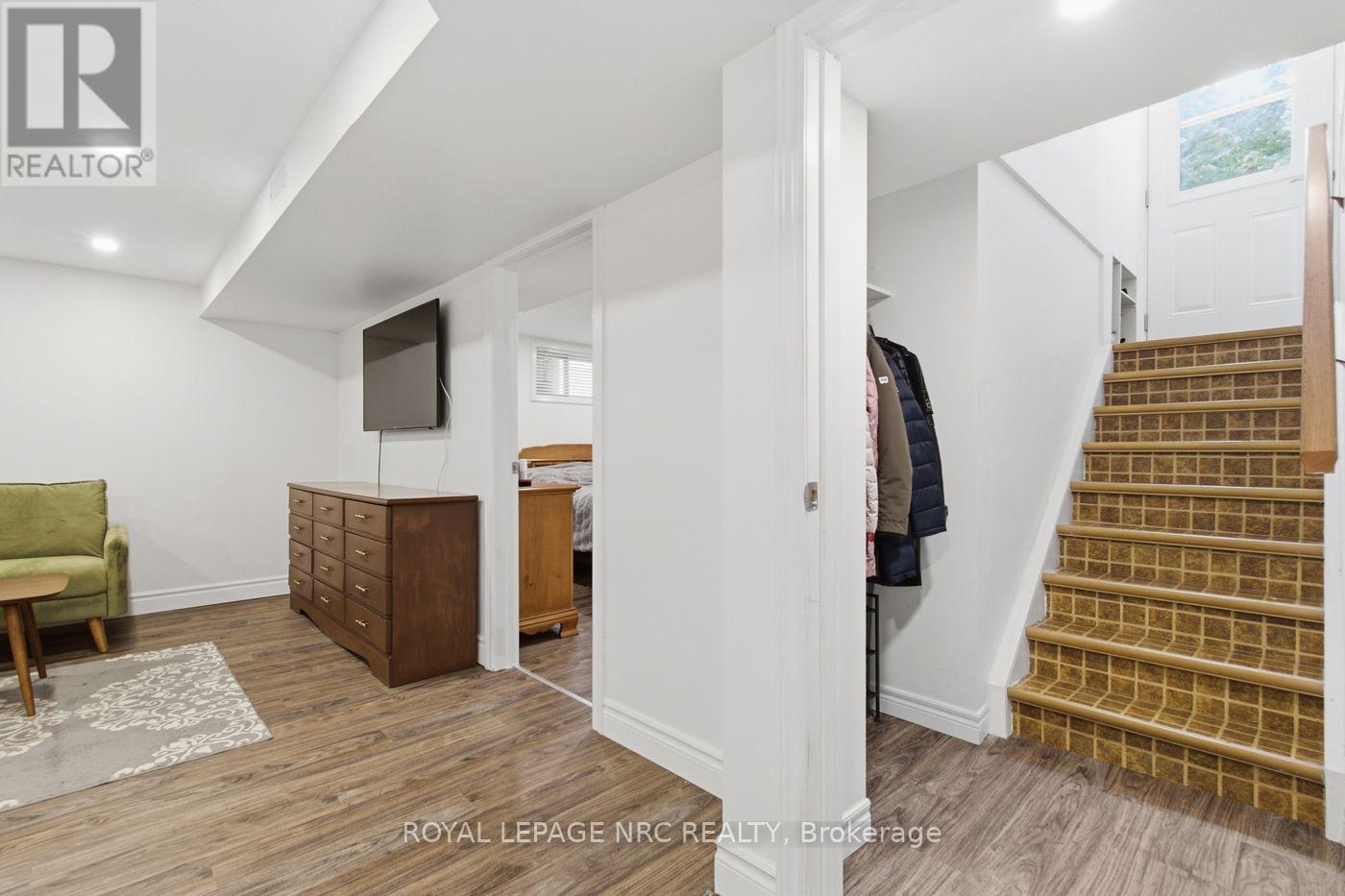 17 Winston Road Property Photo 30