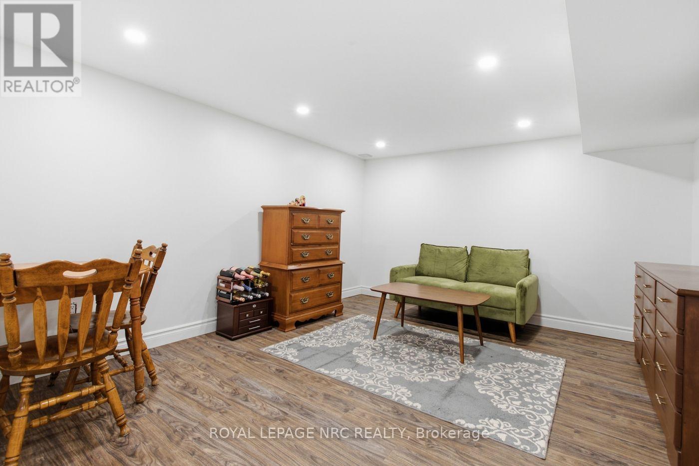 17 Winston Road Property Photo 34