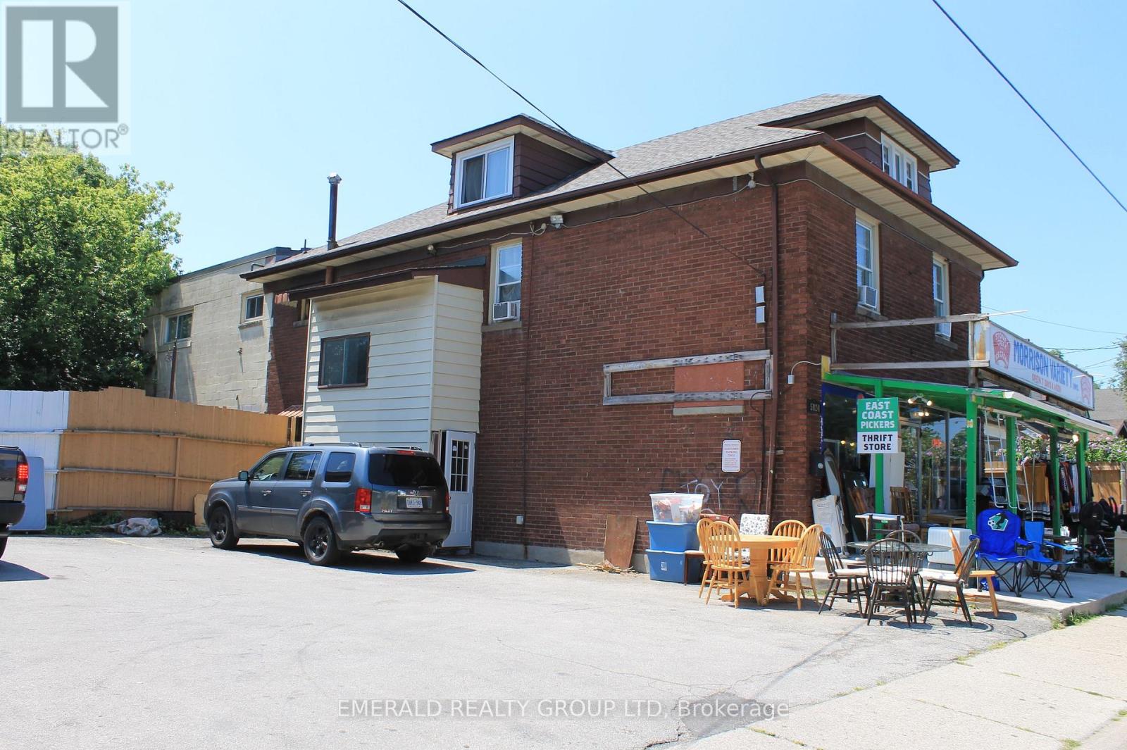 5124 Morrison Street Property Photo 2