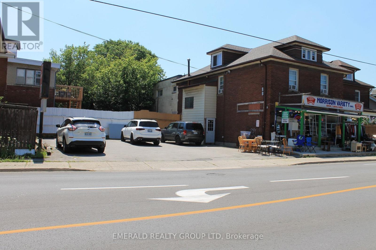 5124 Morrison Street Property Photo 3
