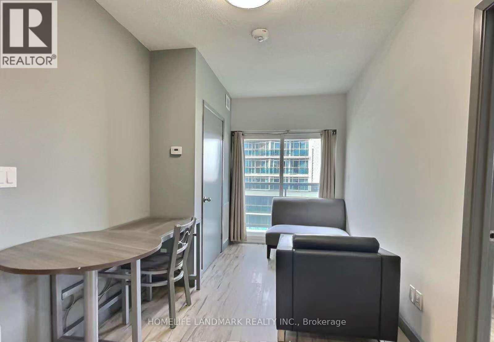 293 - 258b Sunview Street Property Photo 4