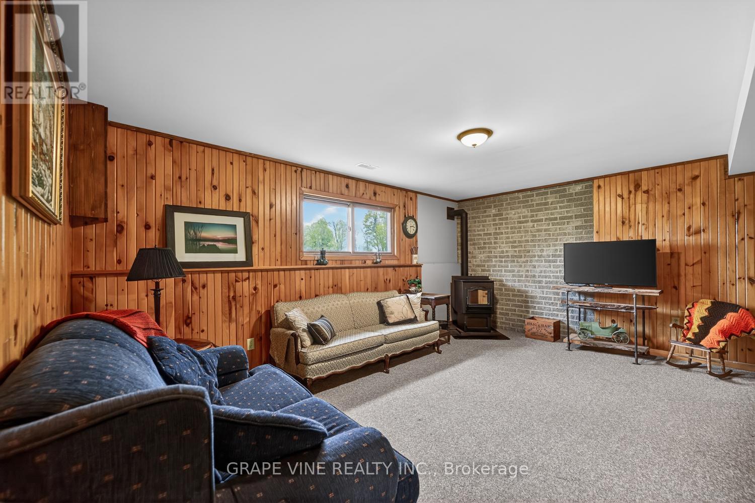 842 Port Elmsley Road Property Photo 14