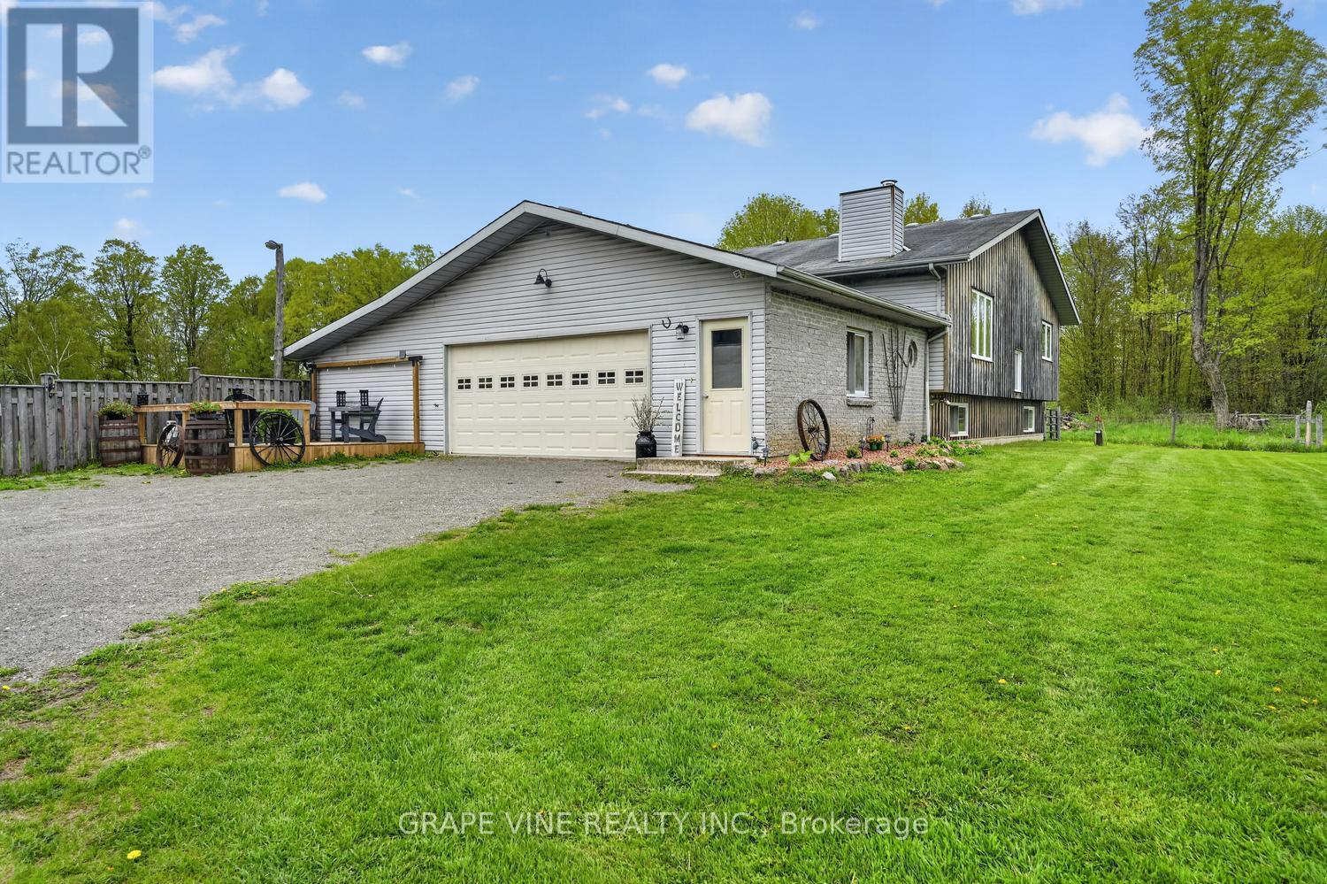 842 Port Elmsley Road Property Photo 22