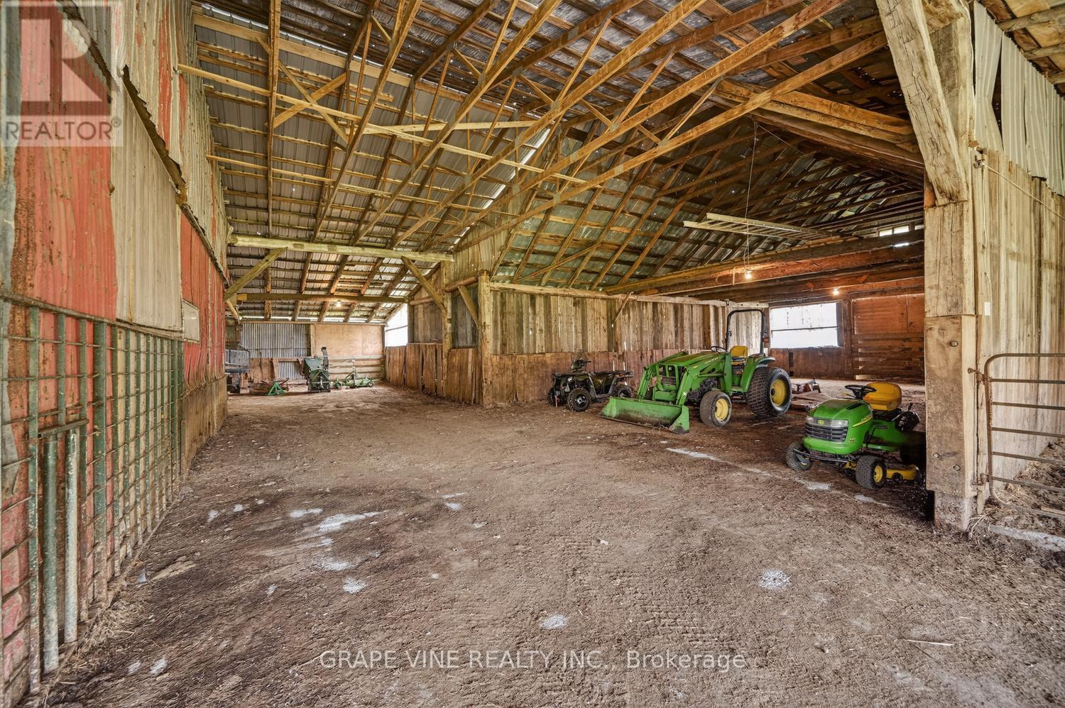 842 Port Elmsley Road Property Photo 25