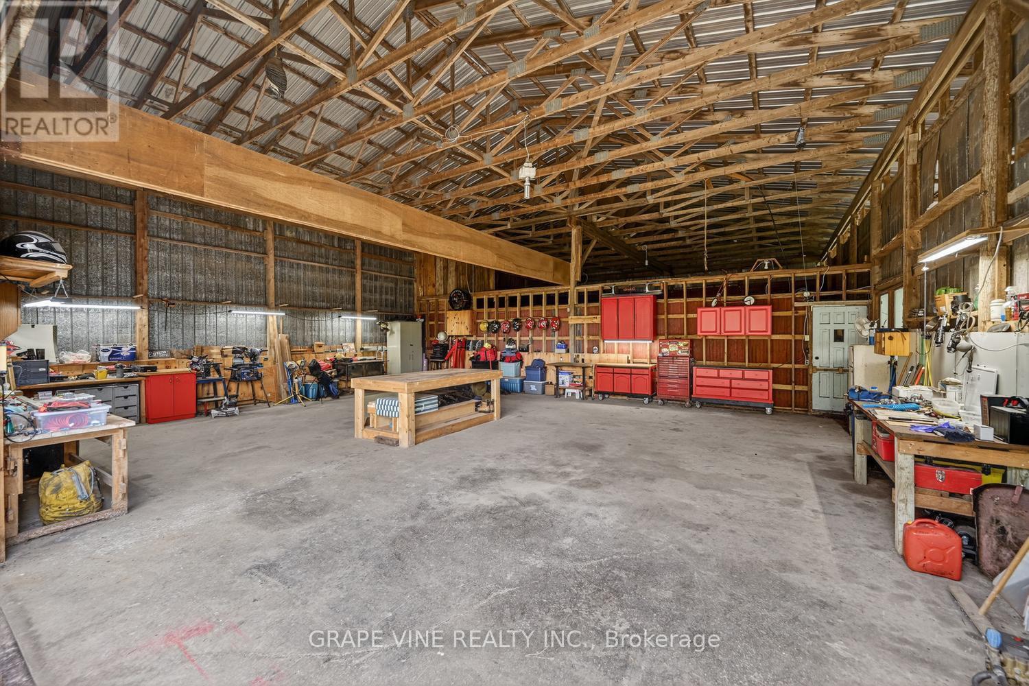 842 Port Elmsley Road Property Photo 31