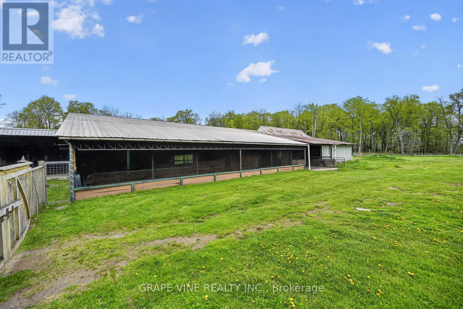 842 Port Elmsley Road Property Photo 35