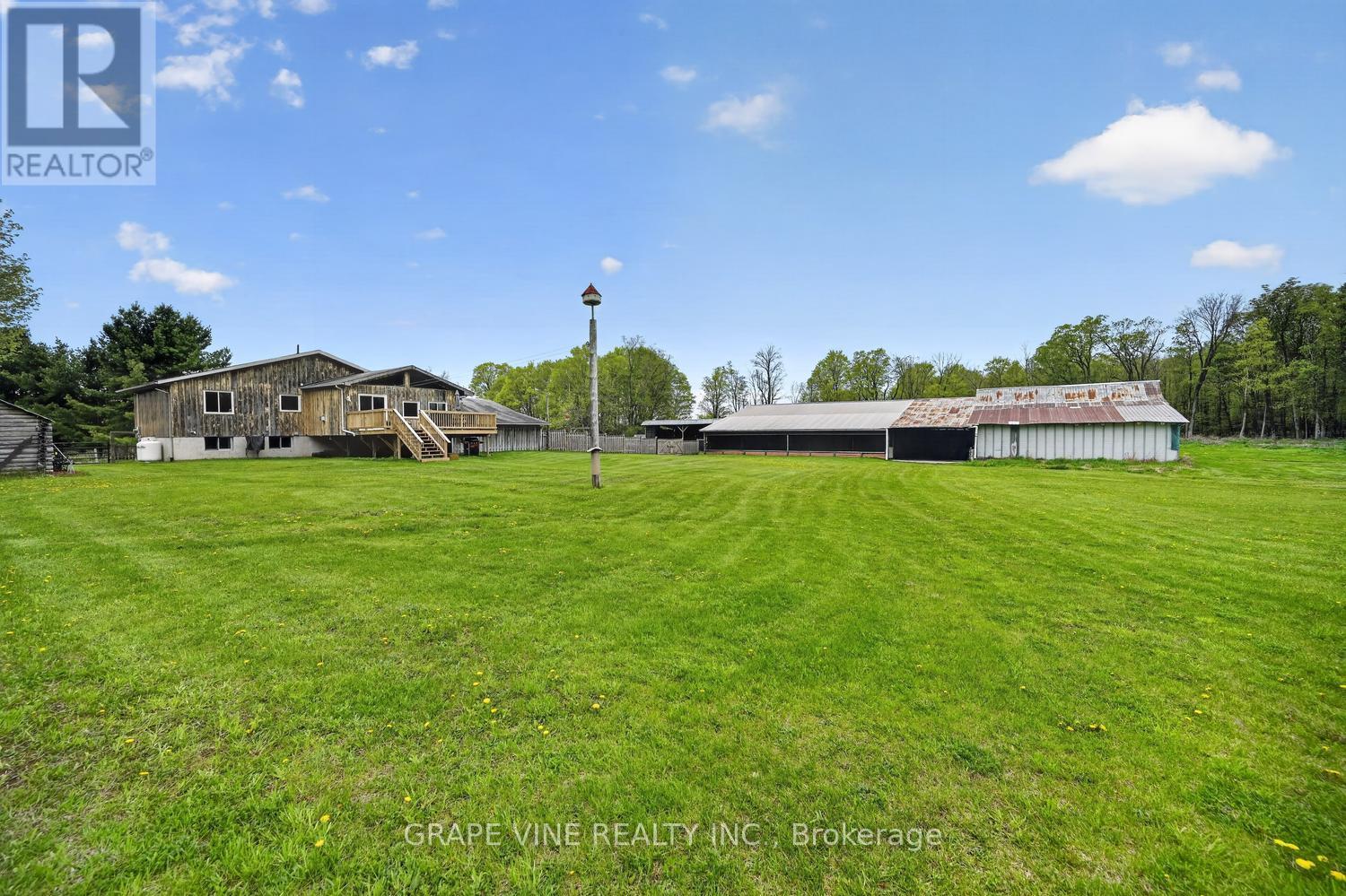 842 Port Elmsley Road Property Photo 38