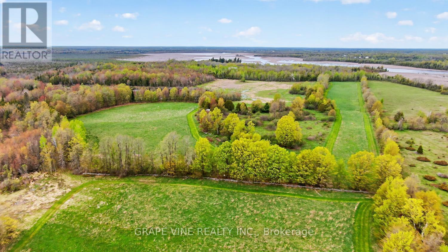 842 Port Elmsley Road Property Photo 41