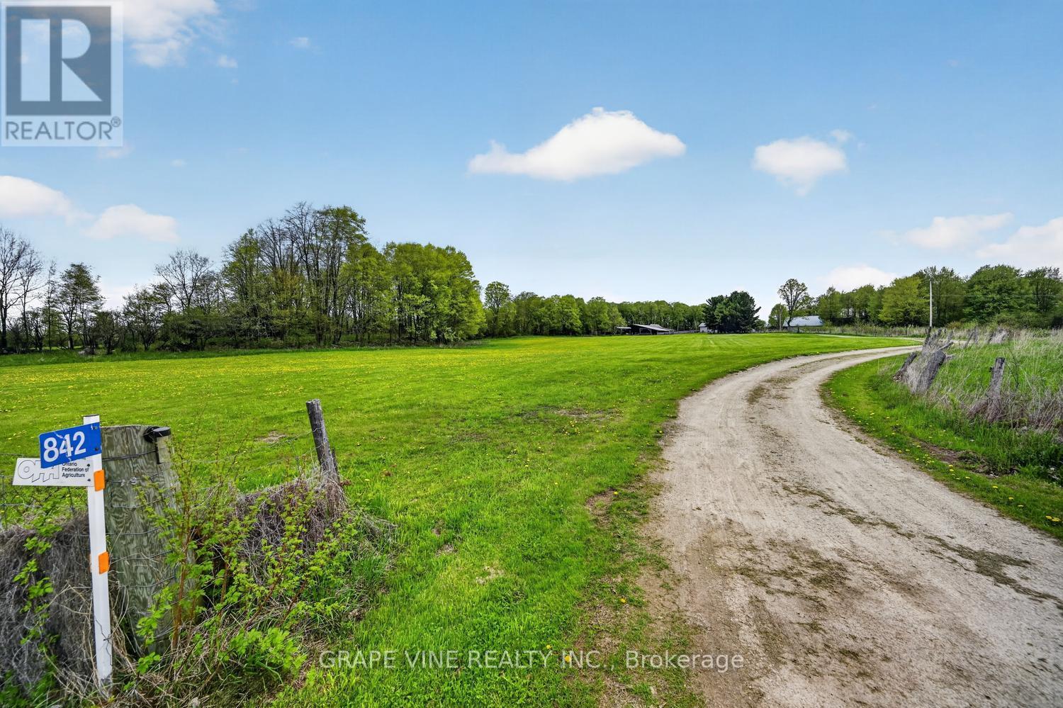 842 Port Elmsley Road Property Photo 44