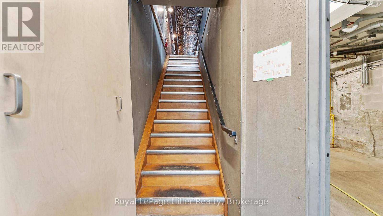 21 Market Place Property Photo 21