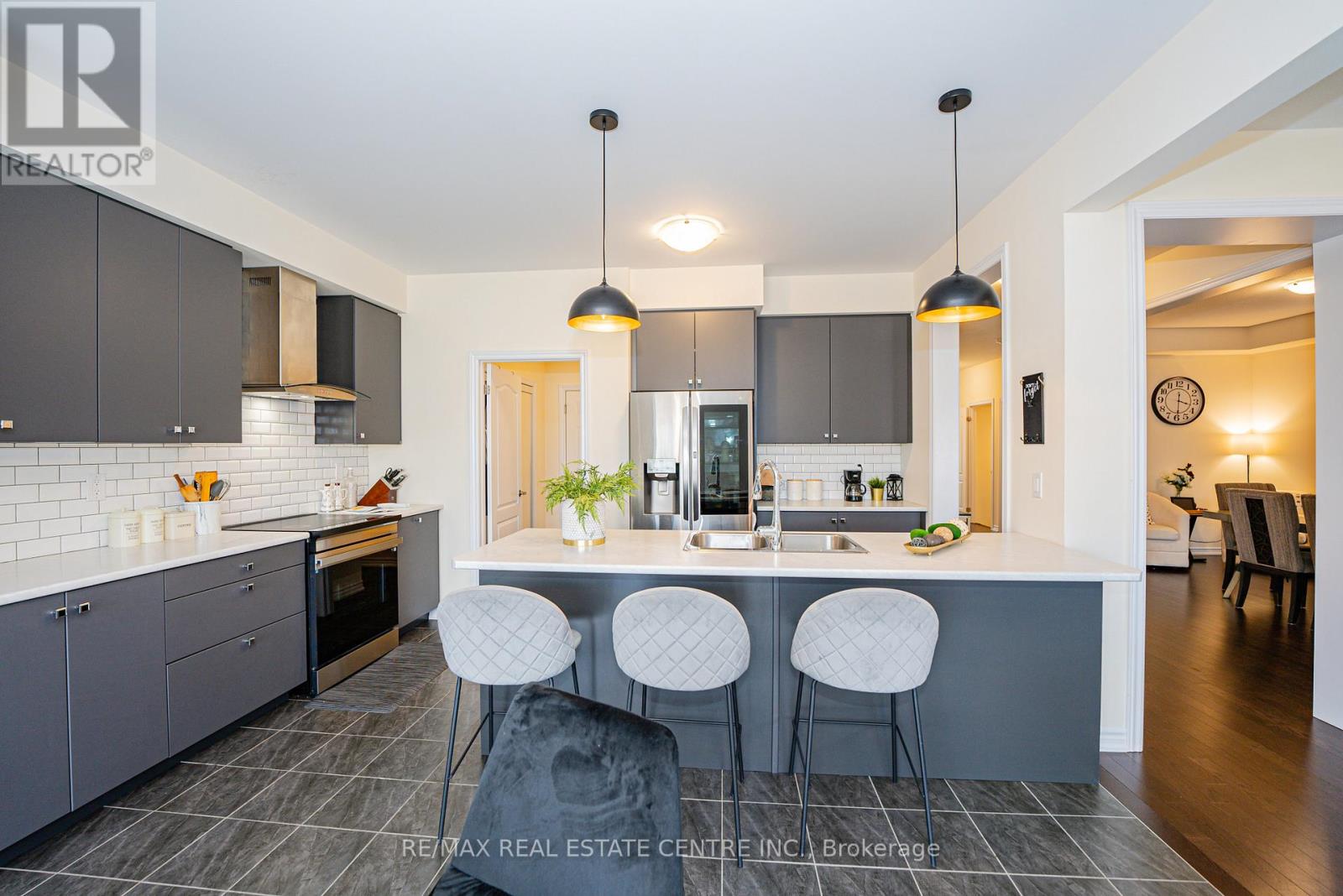 22 Oaktree Drive Property Photo 15