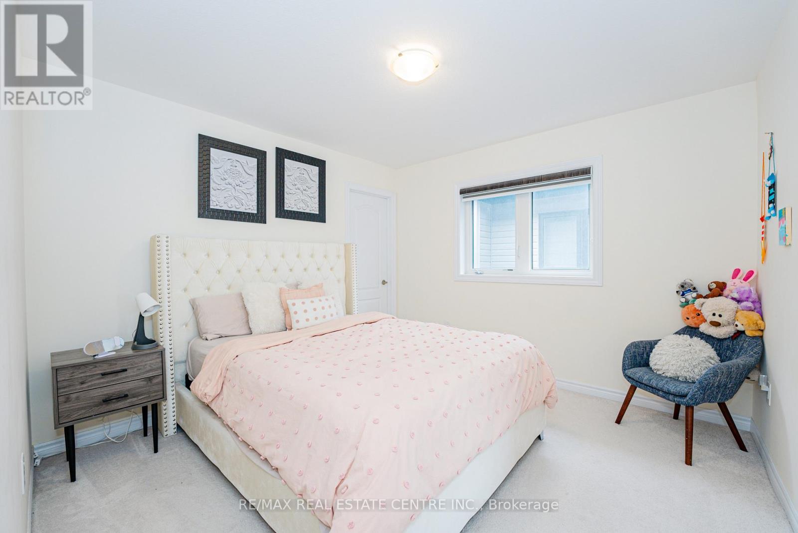 22 Oaktree Drive Property Photo 31