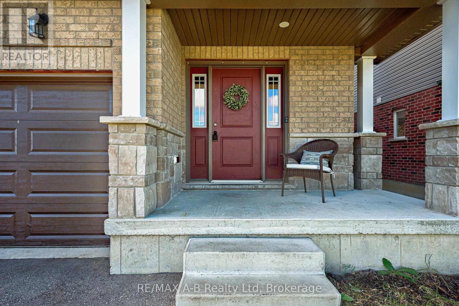 88 Davidson Drive Property Photo 5