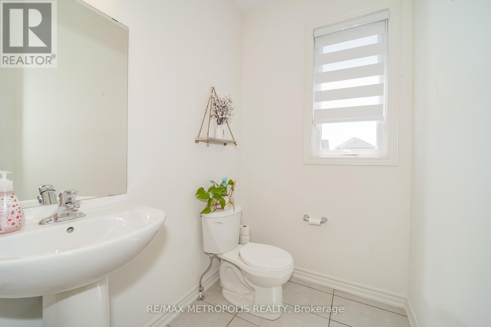 421 Trevor Street Property Photo 21
