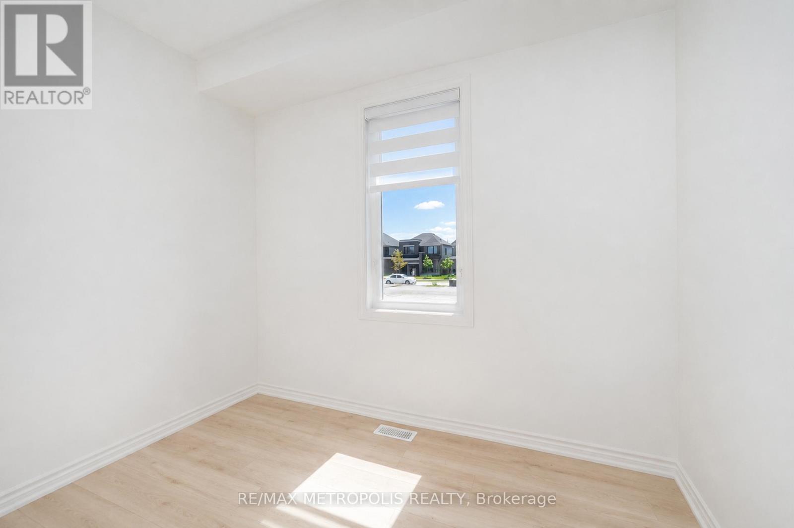 421 Trevor Street Property Photo 22