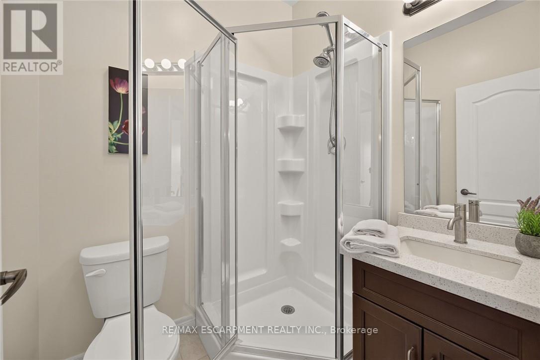 14 Ecker Lane Property Photo 22