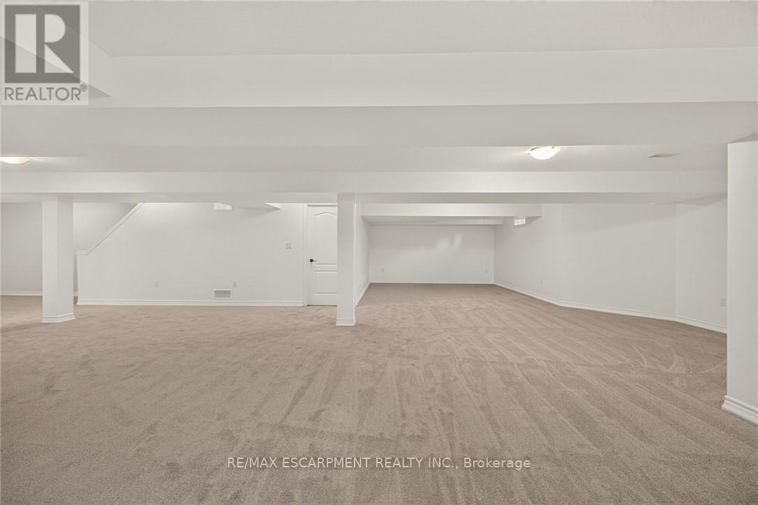 14 Ecker Lane Property Photo 32