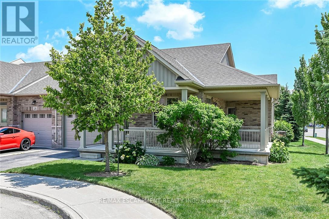 14 Ecker Lane Property Photo 44