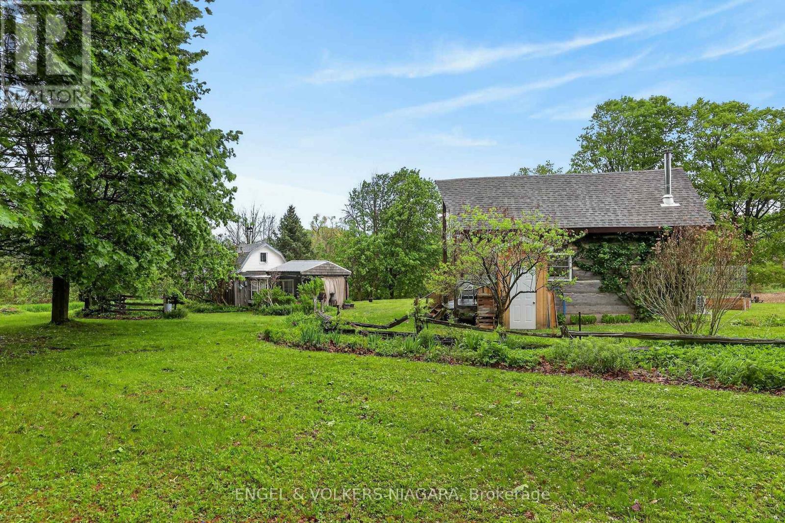 40751 Londesboro Road Property Photo 5