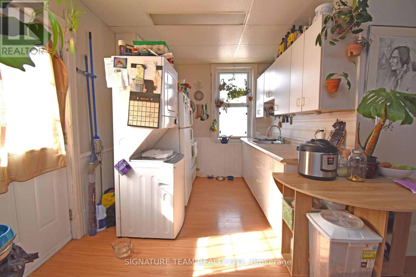 256 Maple Avenue Property Photo 8