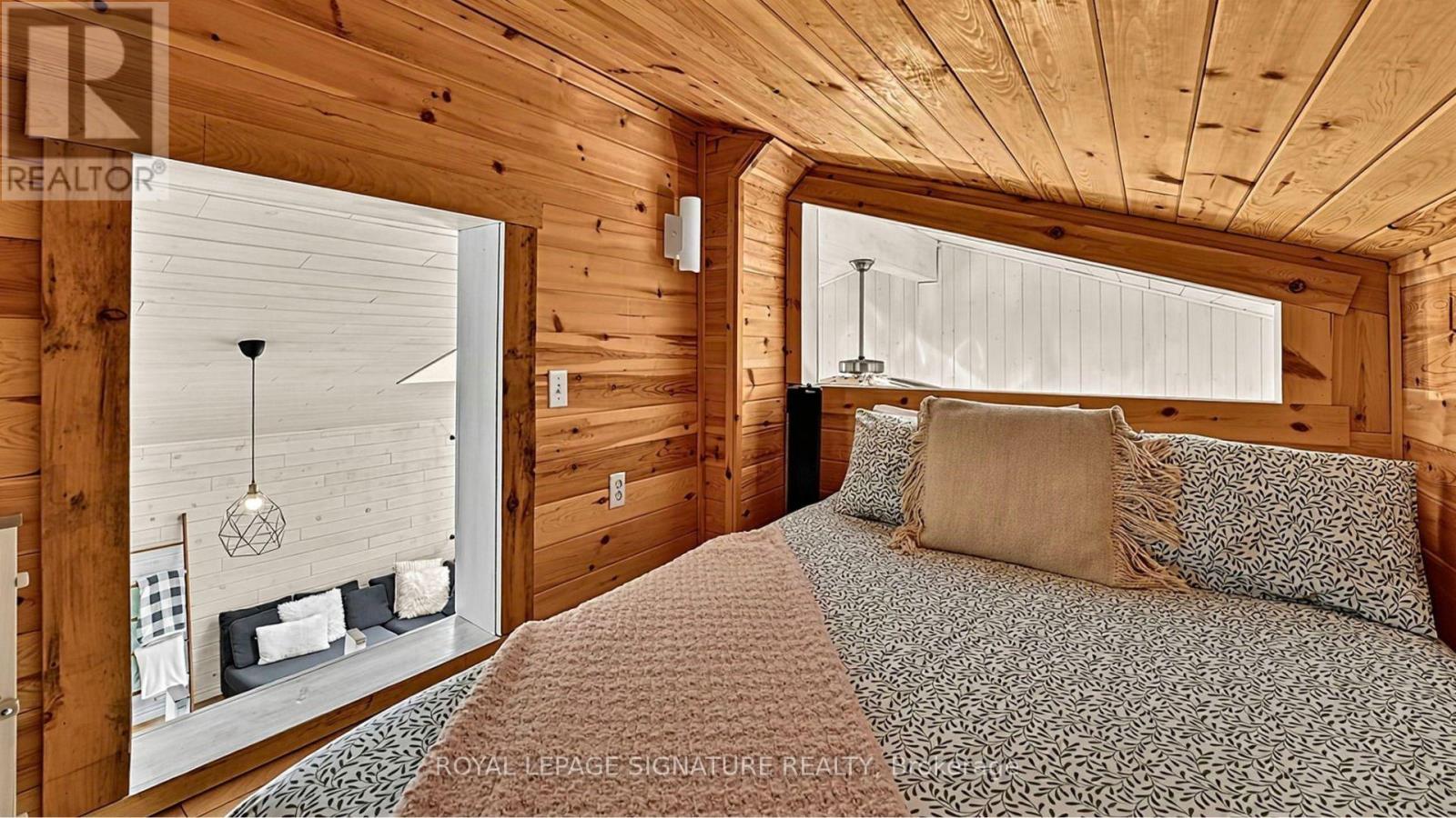 1221 Hand Drive Property Photo 23