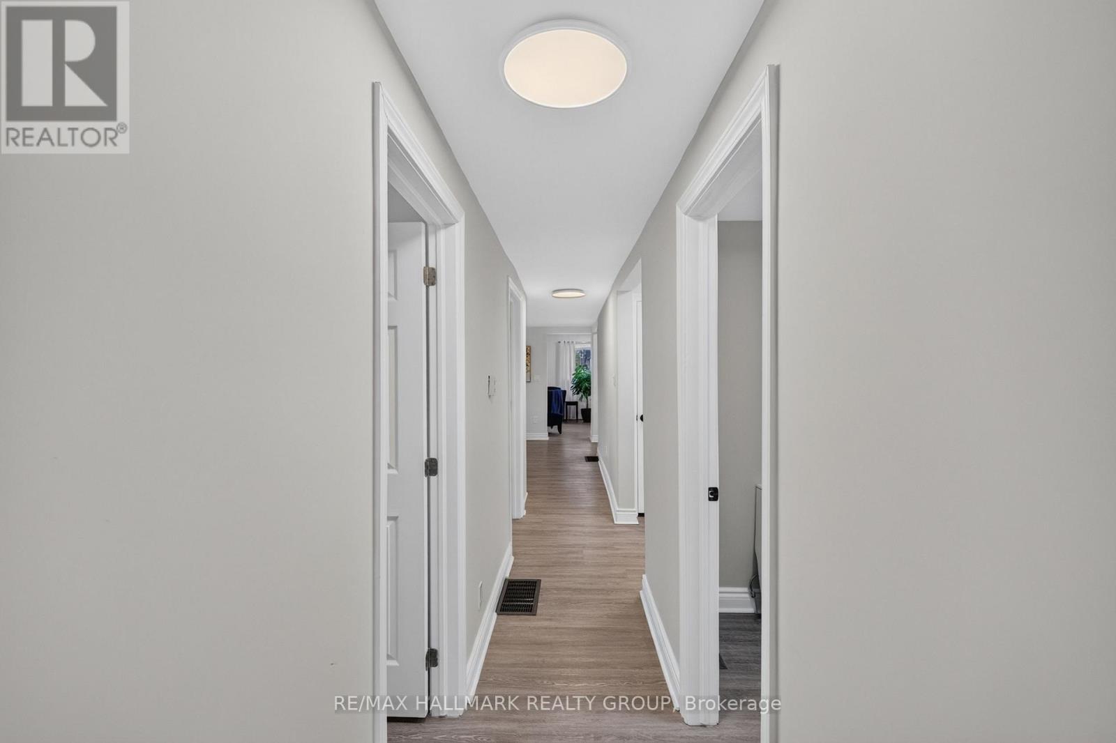 241 Lewis Street E Property Photo 15