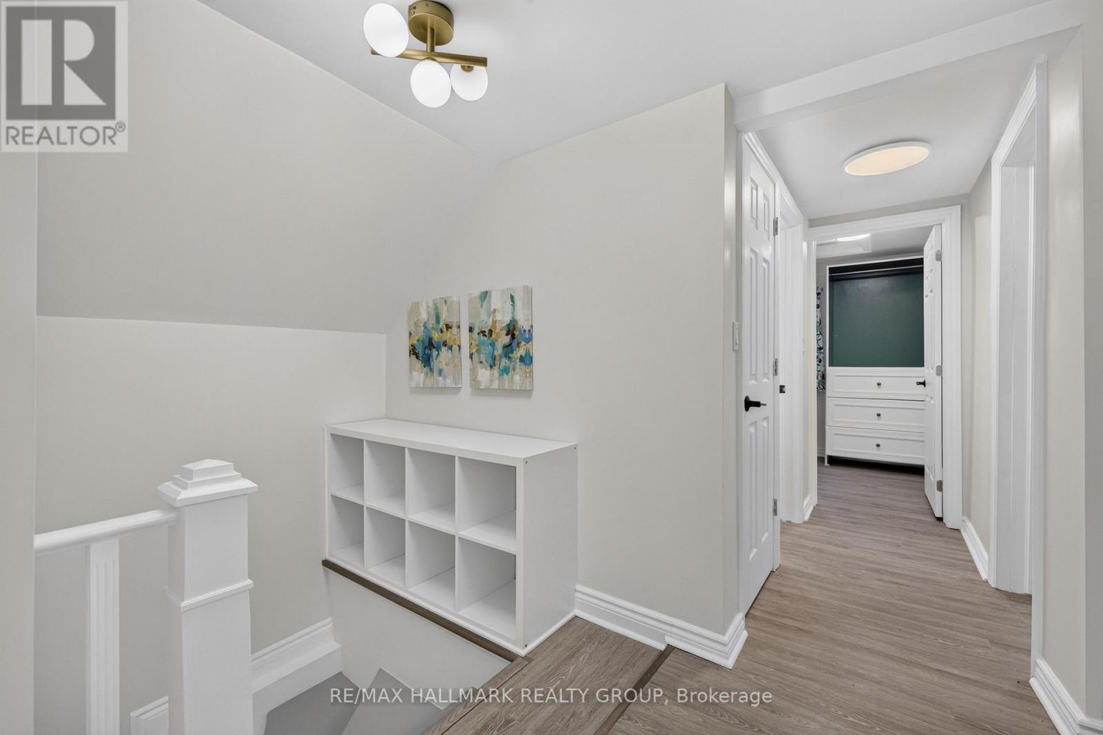 241 Lewis Street E Property Photo 24