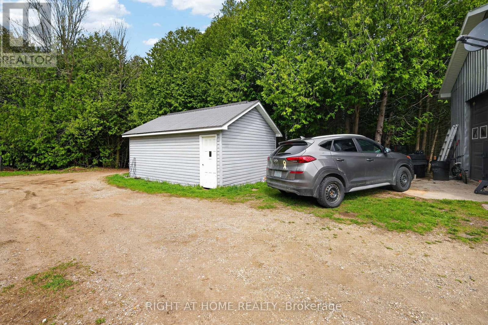 636671 Euphrasia-holland Townline Property Photo 6