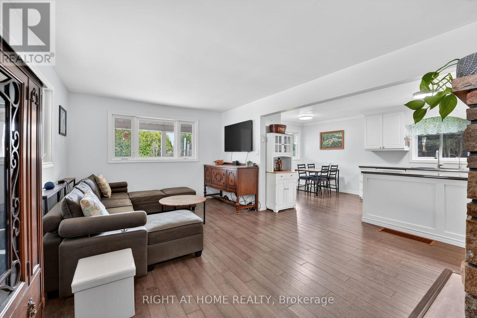 636671 Euphrasia-holland Townline Property Photo 22