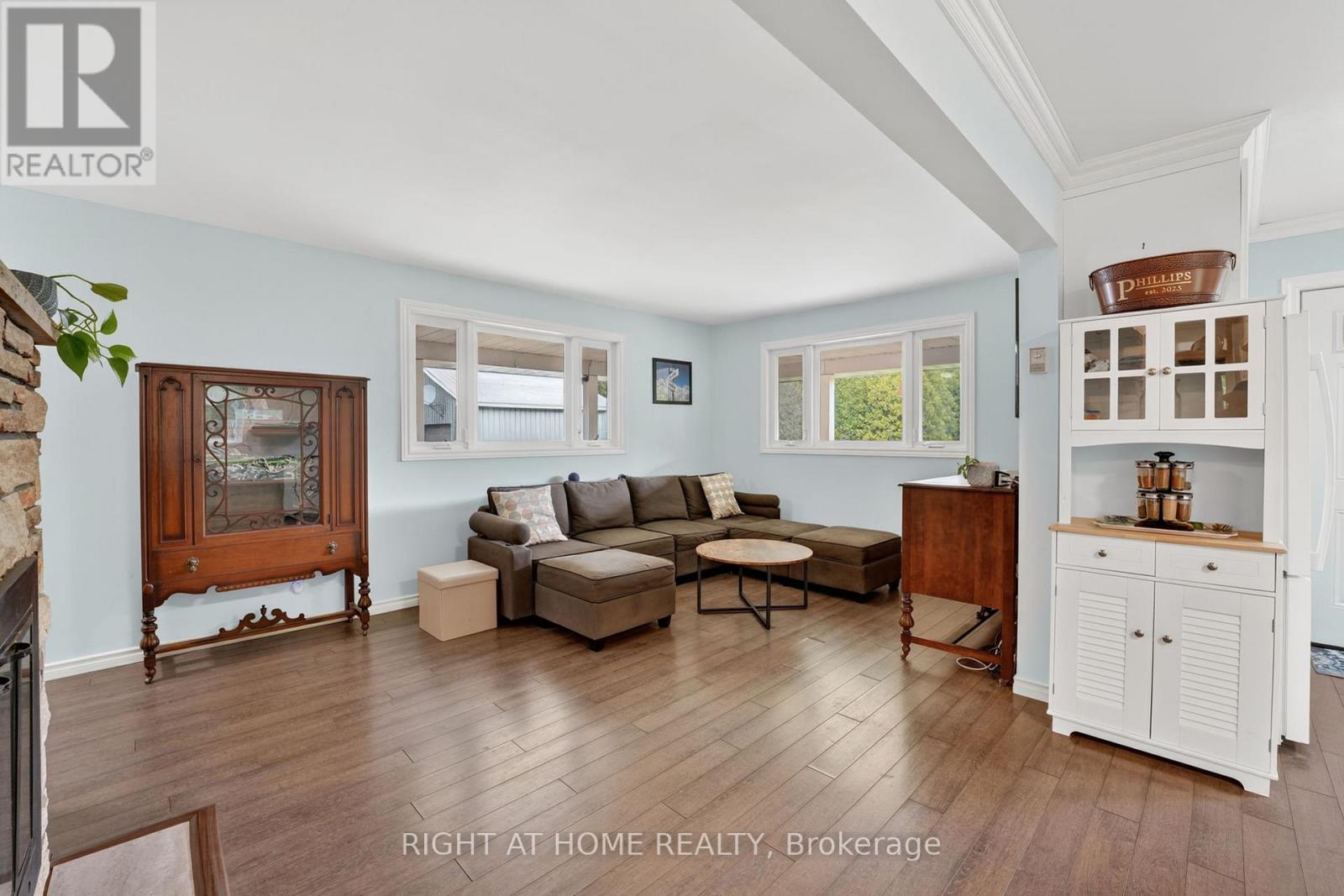 636671 Euphrasia-holland Townline Property Photo 23