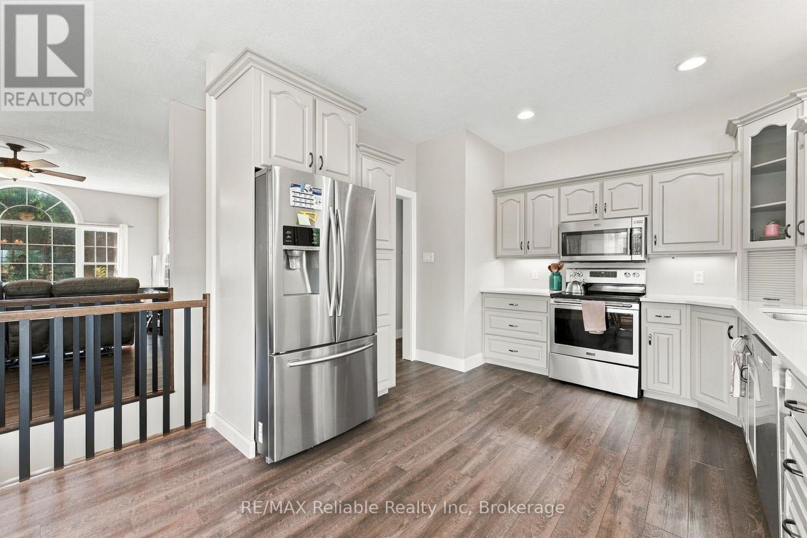 201 Cowper Street Property Photo 7