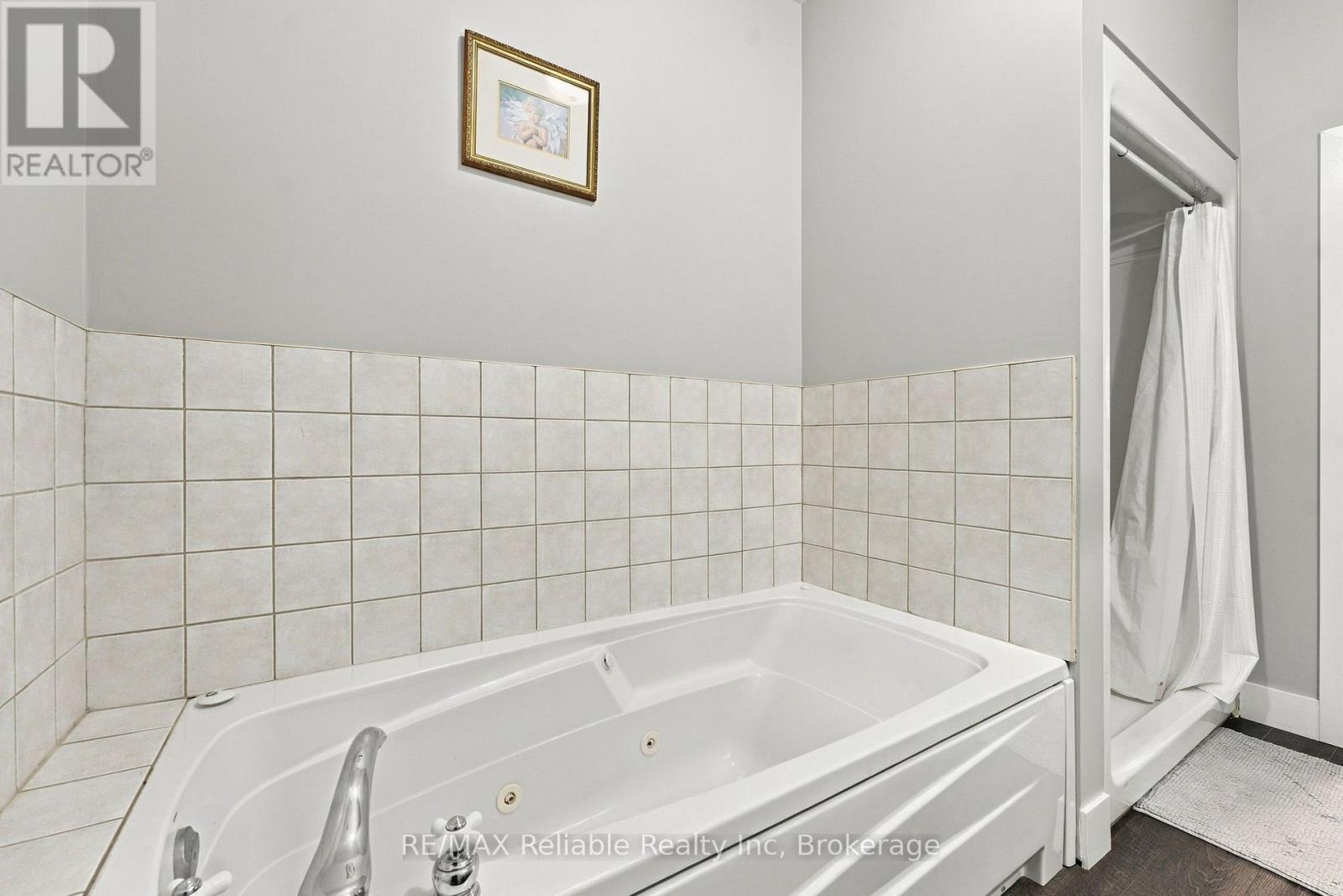 201 Cowper Street Property Photo 27