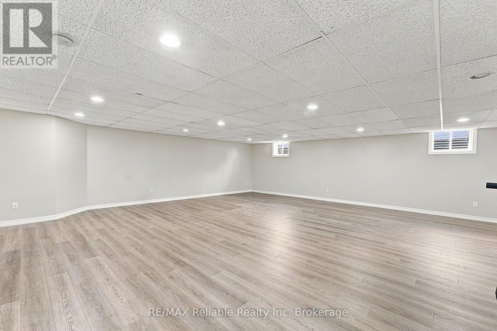201 Cowper Street Property Photo 29