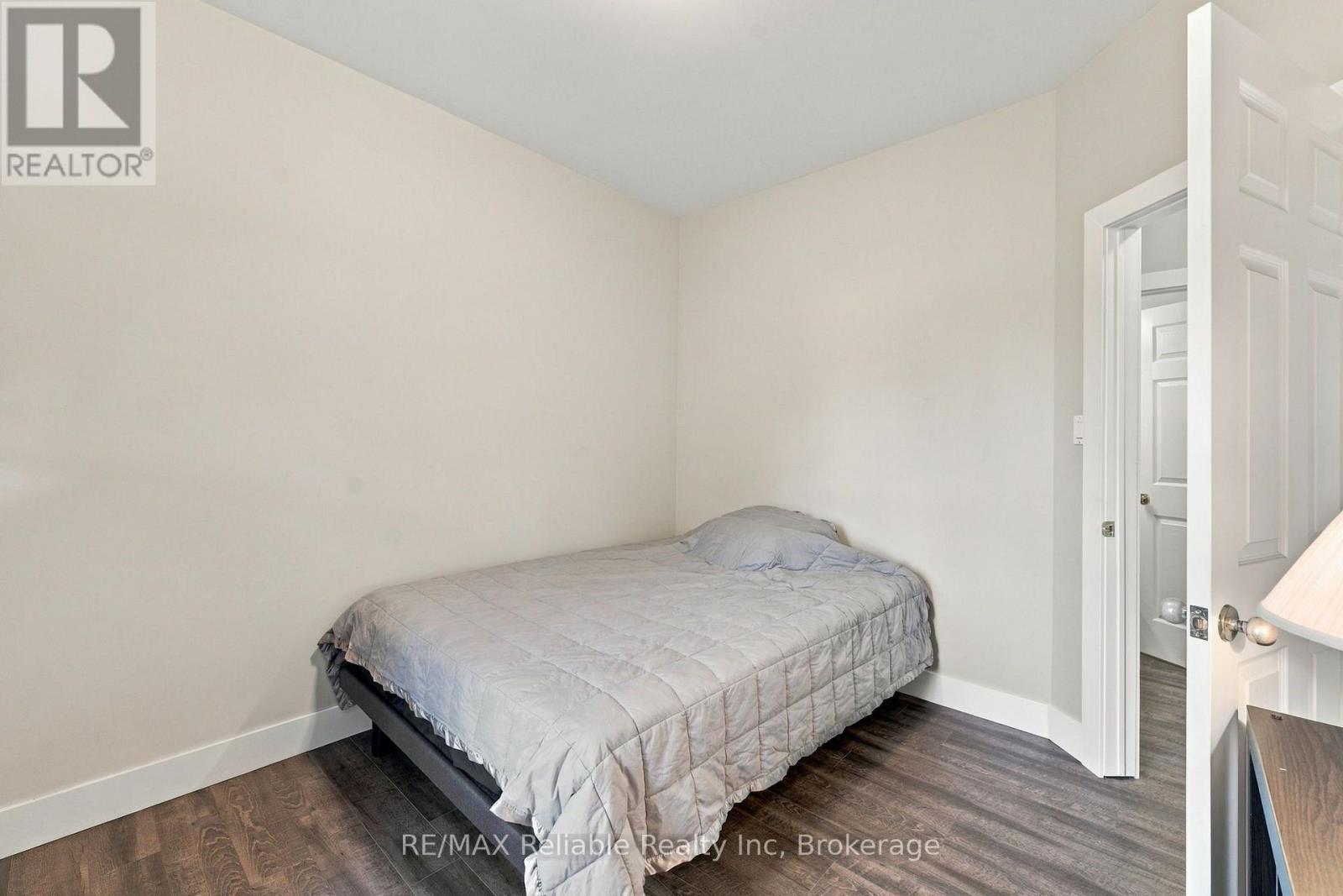 201 Cowper Street Property Photo 30