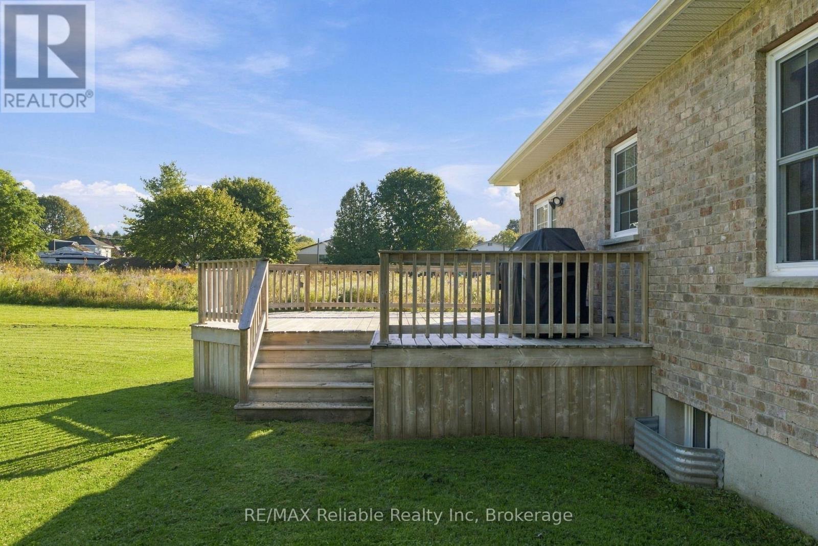 201 Cowper Street Property Photo 40