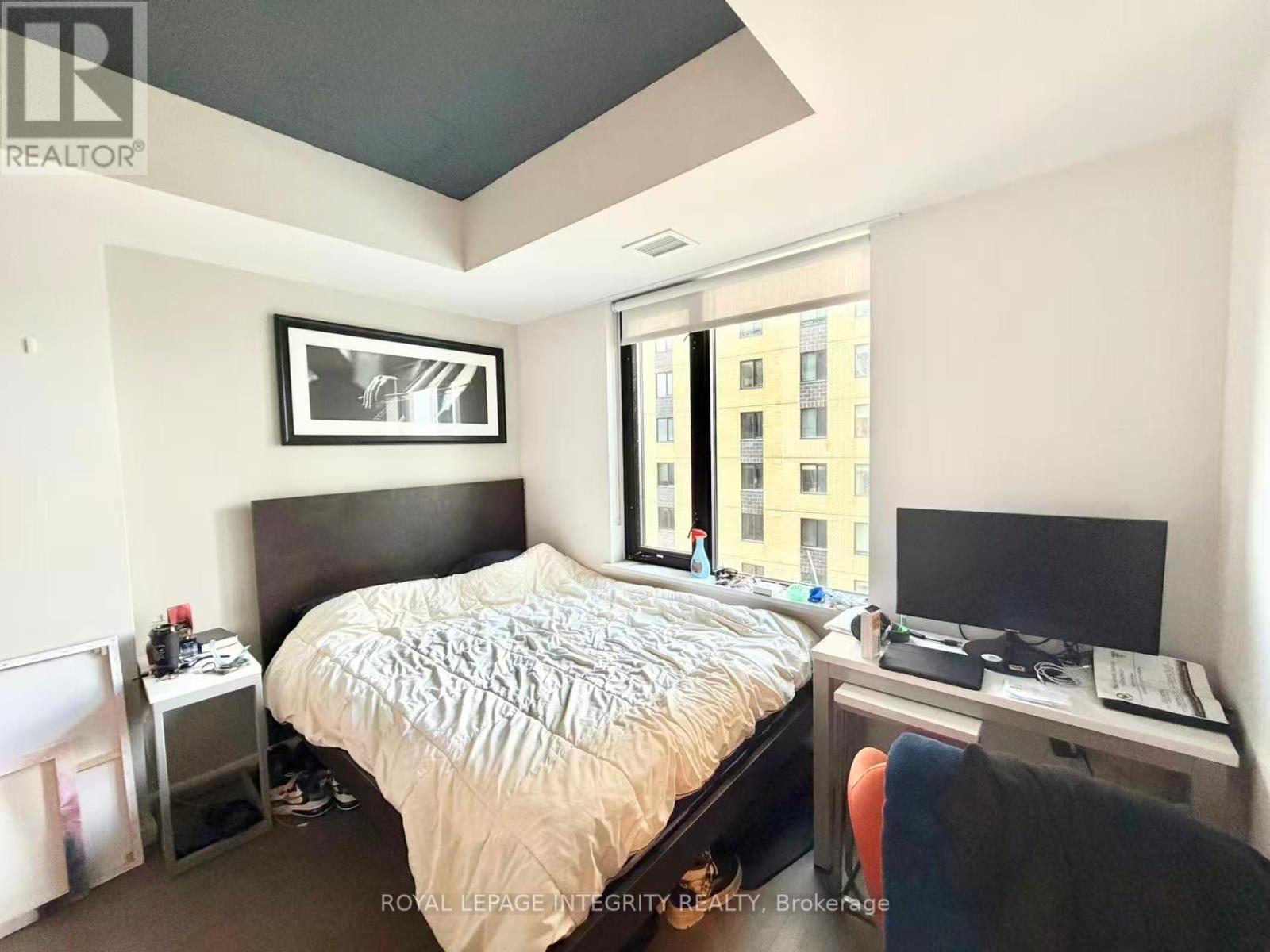 1812 - 105 Champagne Avenue Property Photo 9