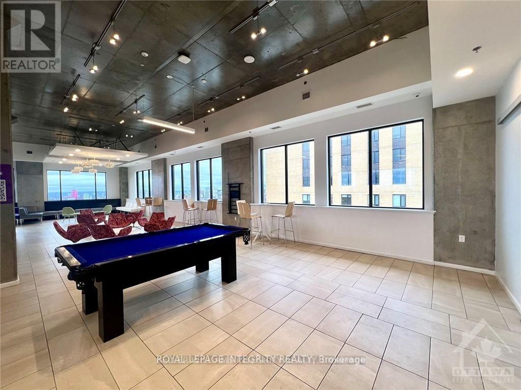 1812 - 105 Champagne Avenue Property Photo 22