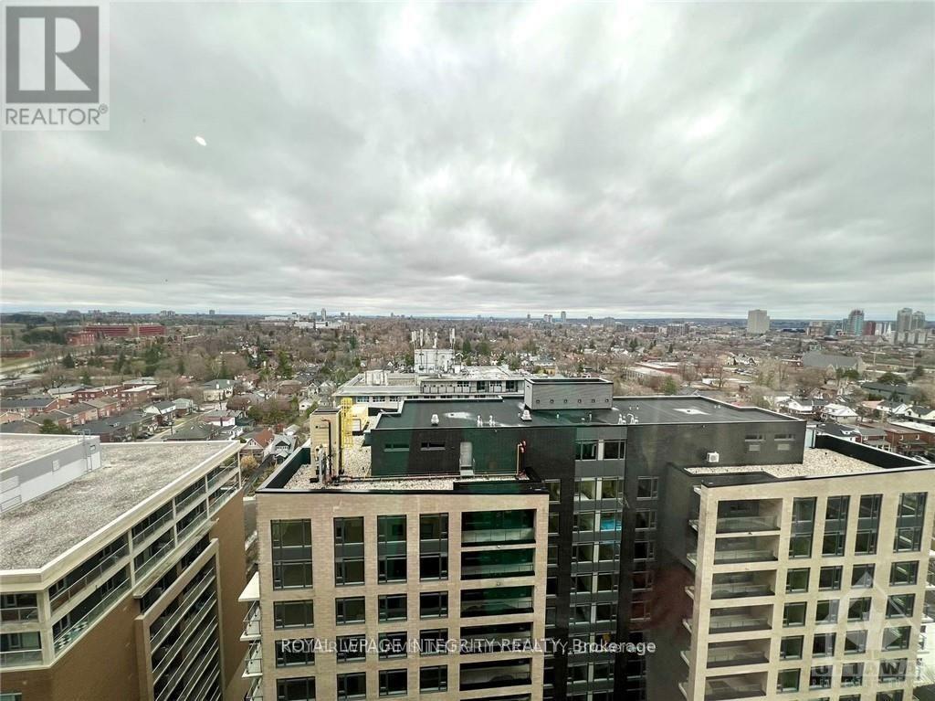 1812 - 105 Champagne Avenue Property Photo 28