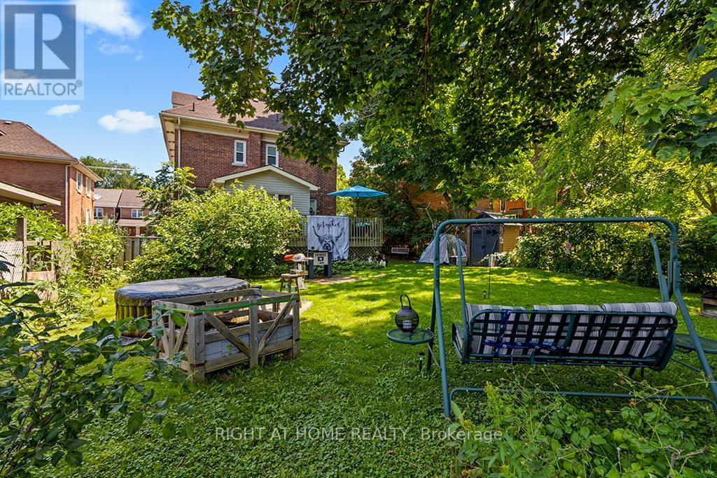1 - 774 4th Avenue E Property Photo 24