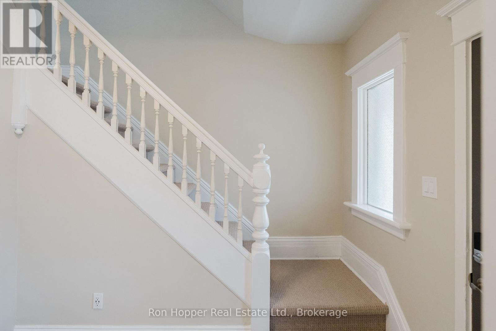 539 4th Avenue E Property Photo 5